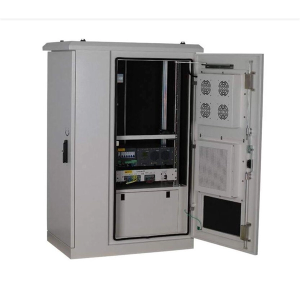 Is it okay to use fiber optic cables as junction boxes