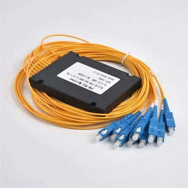 Can the equipment be equipped with an electrical box