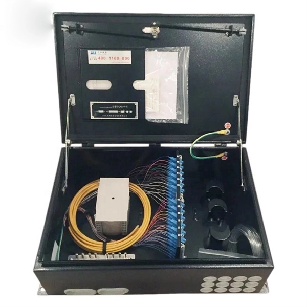 How to install an optical attenuation module on a switch