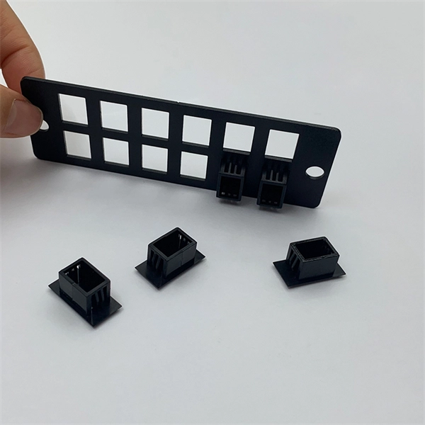 Coupler-type cable trays