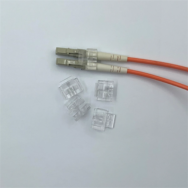 Which manufacturer makes the best rack-mount optical splitter