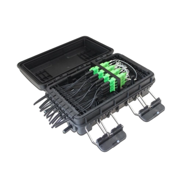 Relay protection for distribution networks including photovoltaic systems